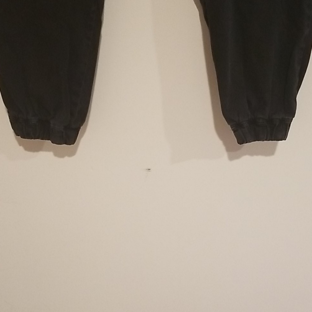 Akademiks Joggers - Picture 3 of 8